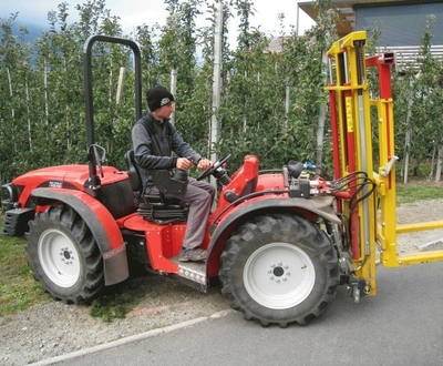 Antonio Carraro SRH hidrosztatikus hajtású traktor