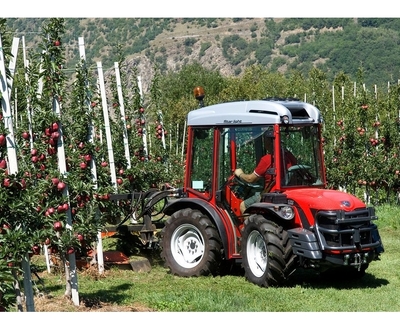 Antonio Carraro SRX keskeny nyomtávú, törzscsuklós traktorok