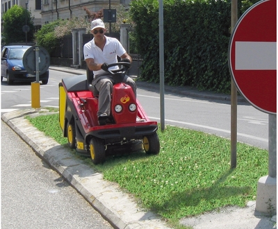 Gianni Ferrari GTM/GSM gyűjtőtartályos fűnyírók