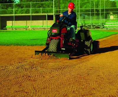 Toro SandPro salakpálya tiszítók