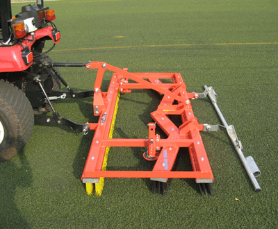 Wiedenmann Terra Groom műfű kefe