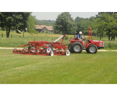 Toro vontatott fűnyíró