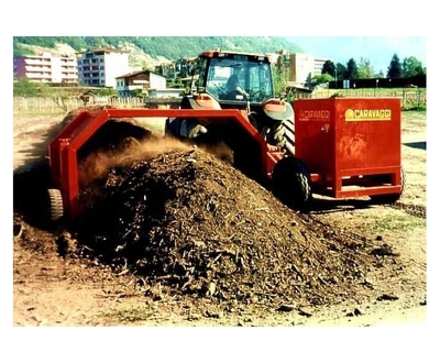 Caravaggi Rivo komposztforgatók