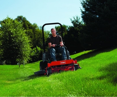 Toro Titan nulla fordulósugarú fűnyírók